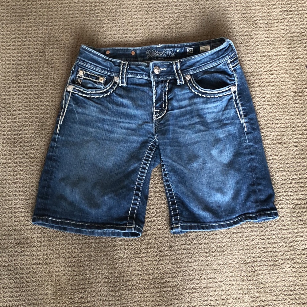 Miss Me shorts. Size 27. Mid-Short - Picture 5 of 8